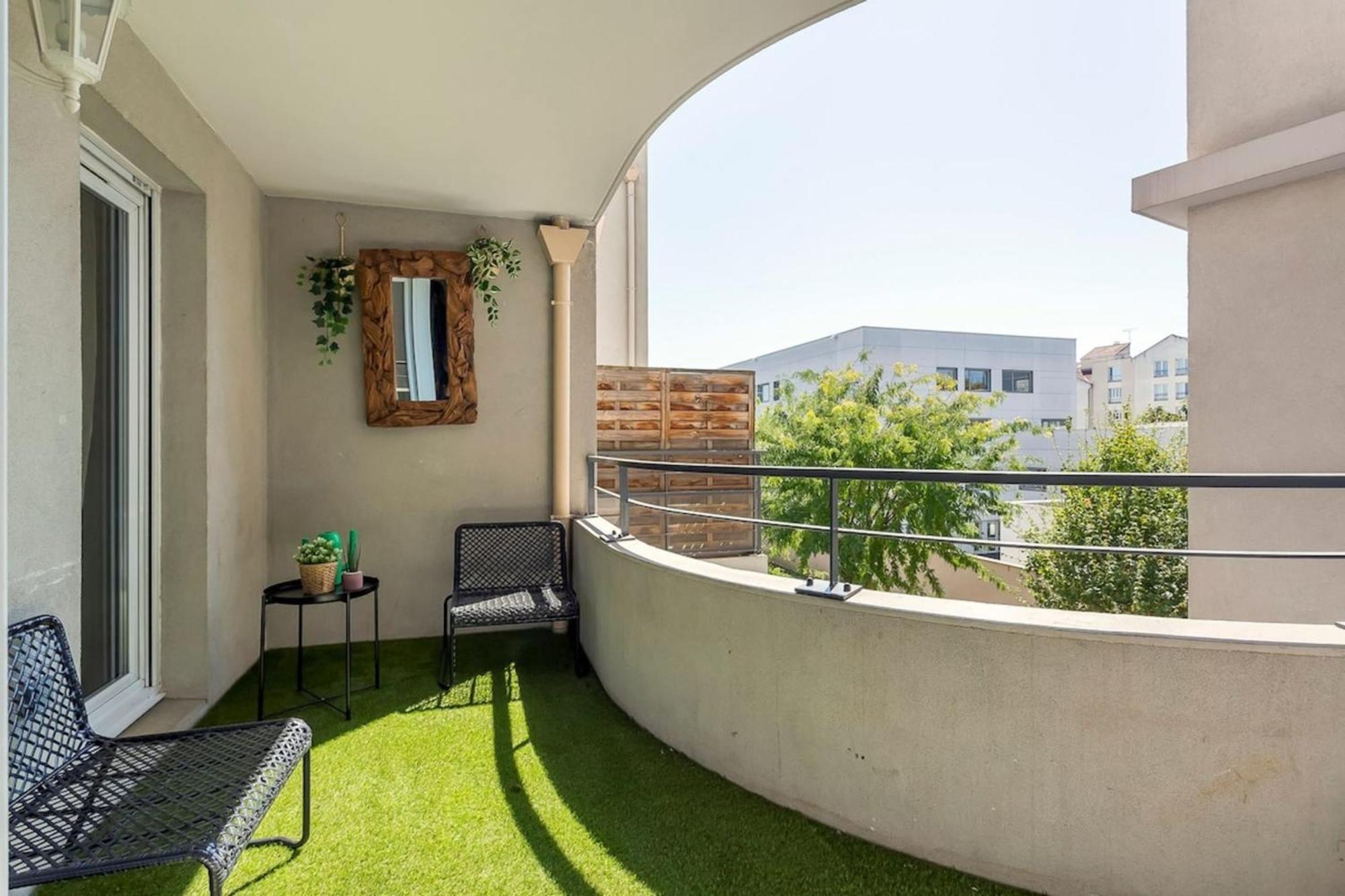 Lyon 8Th 3-Bedroom Apartment - 6 Guests Dış mekan fotoğraf